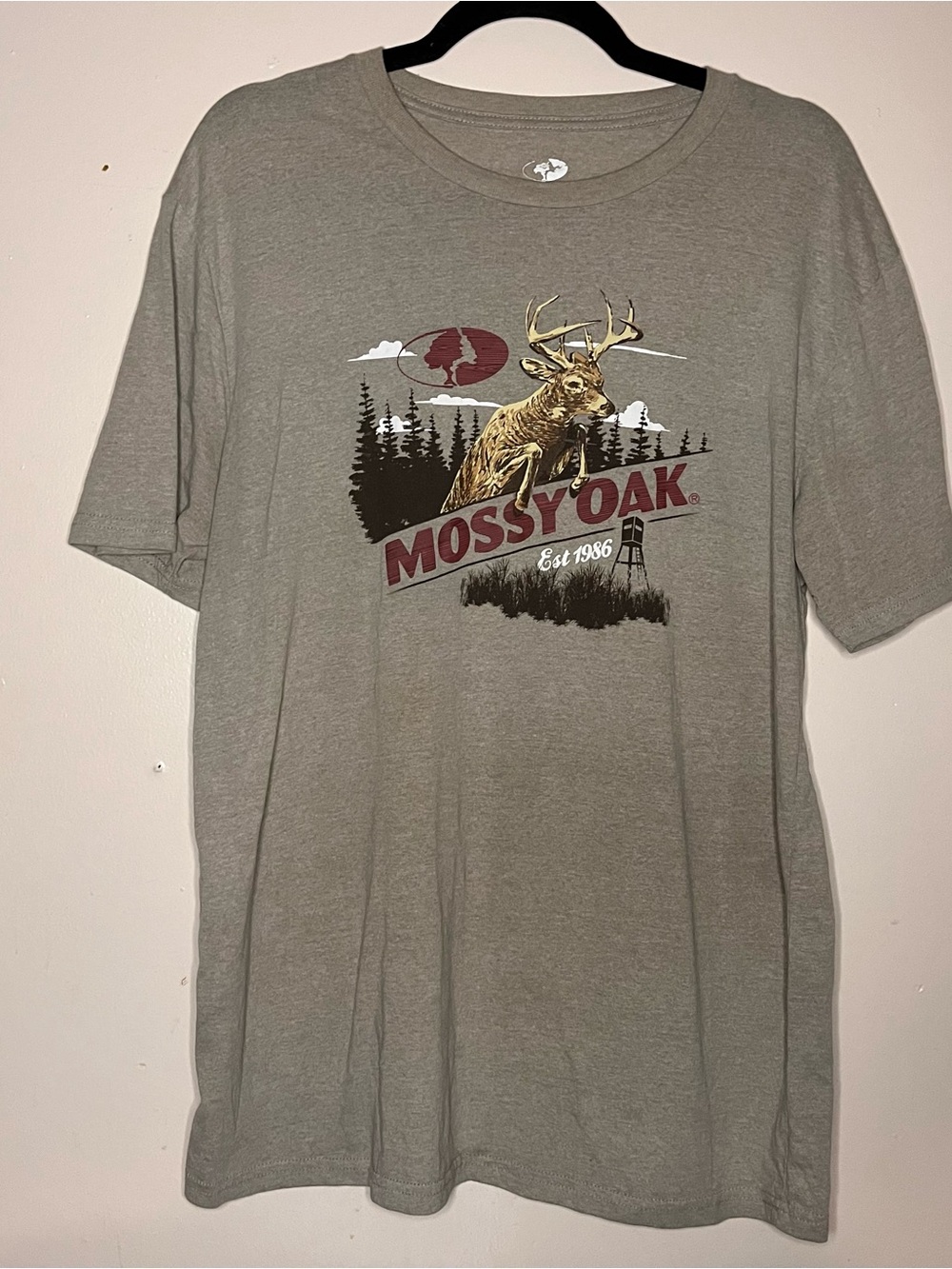 Mossy Oak Men's Tan Graphic Buck T-Shirt